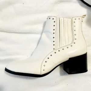 Steve Madden boots 9.5